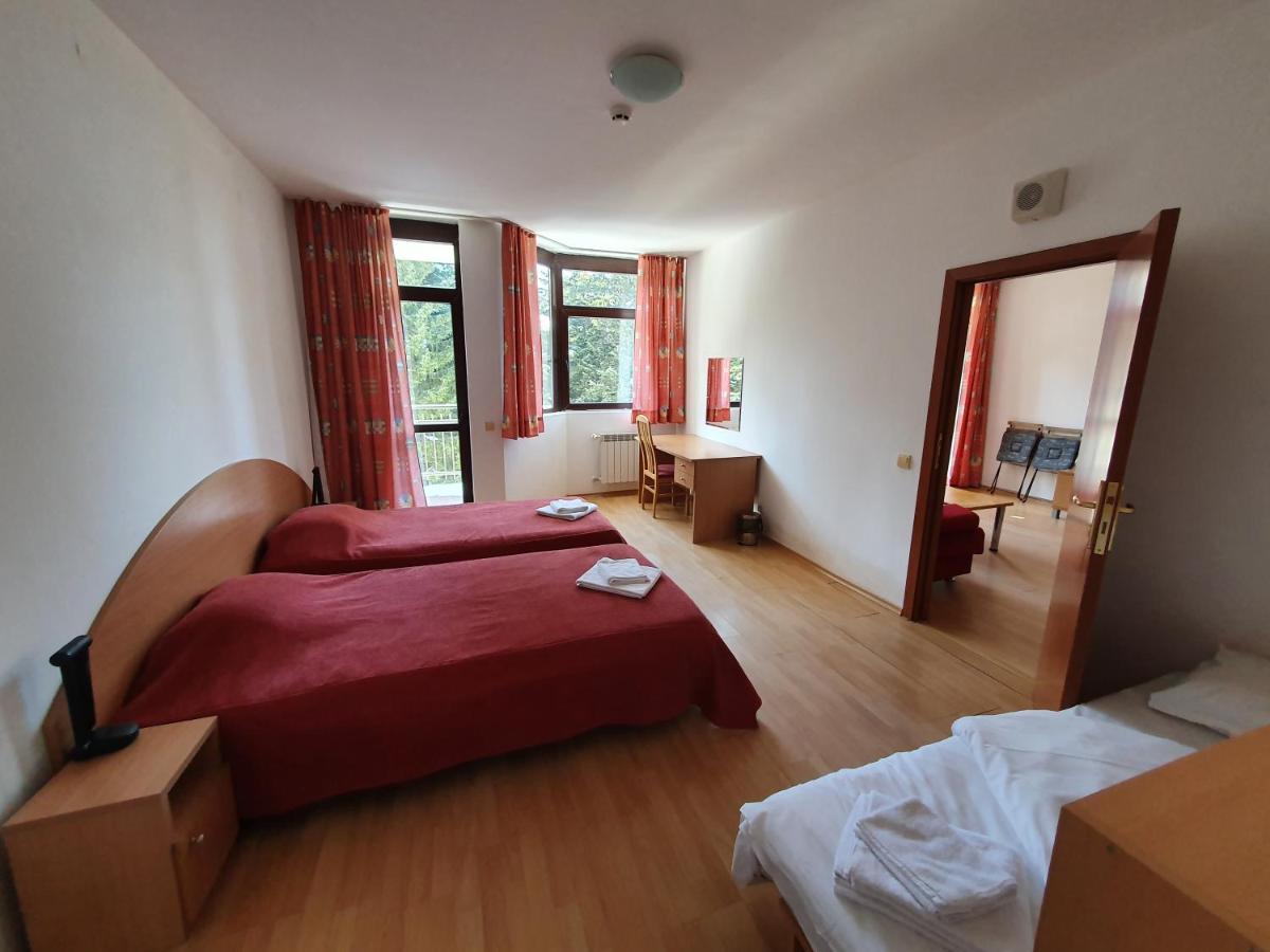 Flora Apartments Tmf Μπόροβετς Εξωτερικό φωτογραφία